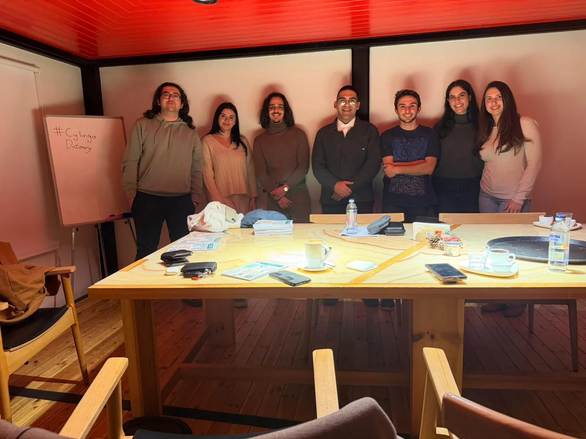 Group photograph from the January Cylingo language meet-up